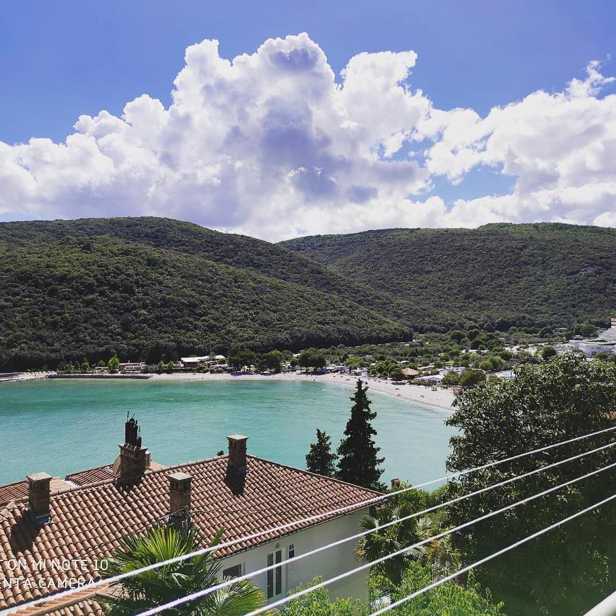 Apartment Noemi With A Direct Beach View غاباس المظهر الخارجي الصورة