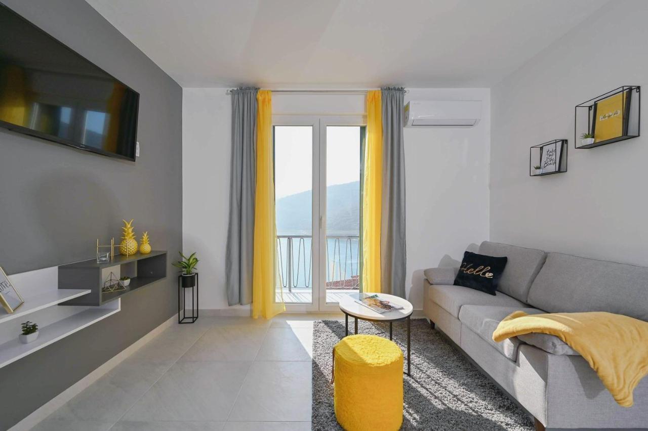 Apartment Noemi With A Direct Beach View غاباس المظهر الخارجي الصورة