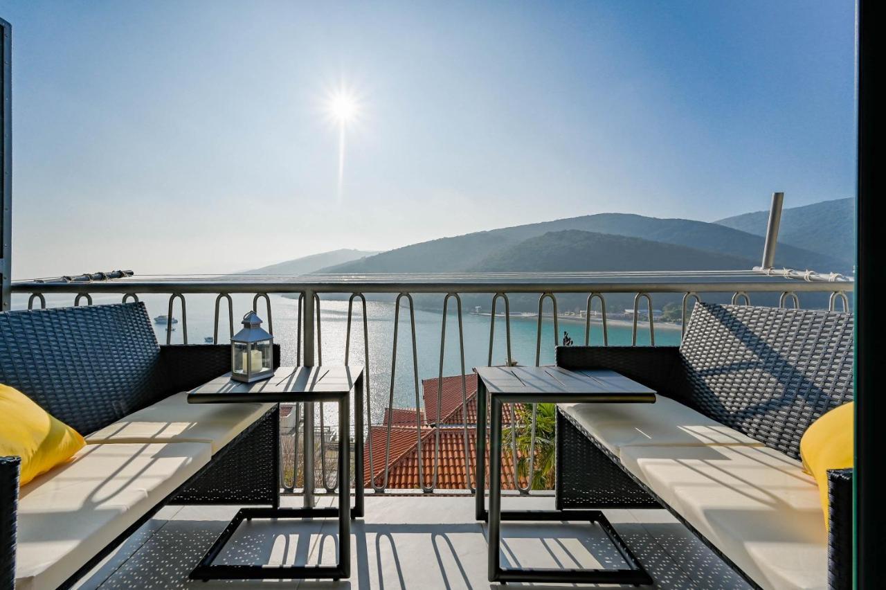 Apartment Noemi With A Direct Beach View غاباس المظهر الخارجي الصورة