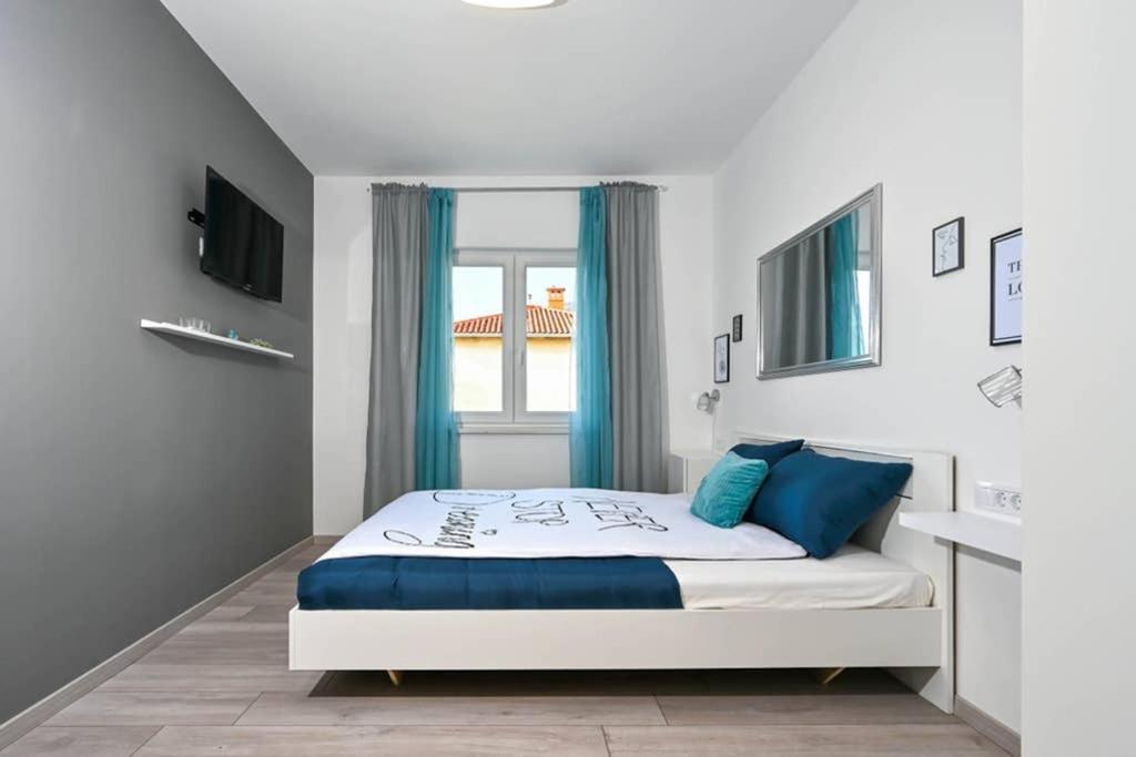 Apartment Noemi With A Direct Beach View غاباس المظهر الخارجي الصورة
